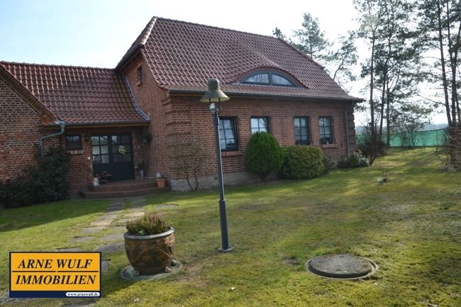 7 rooms Castles in Mecklenburg–Western Pomerania, Germany No. 184001