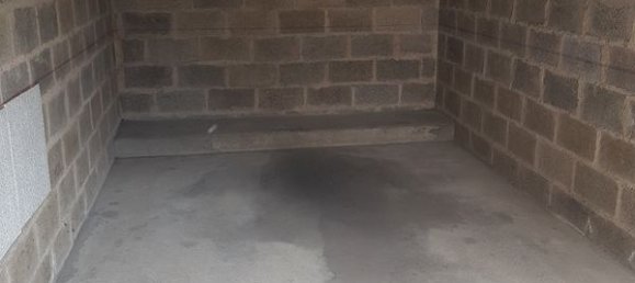 Garage in Chateauroux, France, Nr. 324846 3