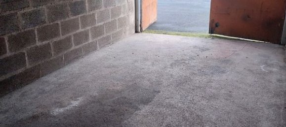 Garage in Chateauroux, France, Nr. 324846 2