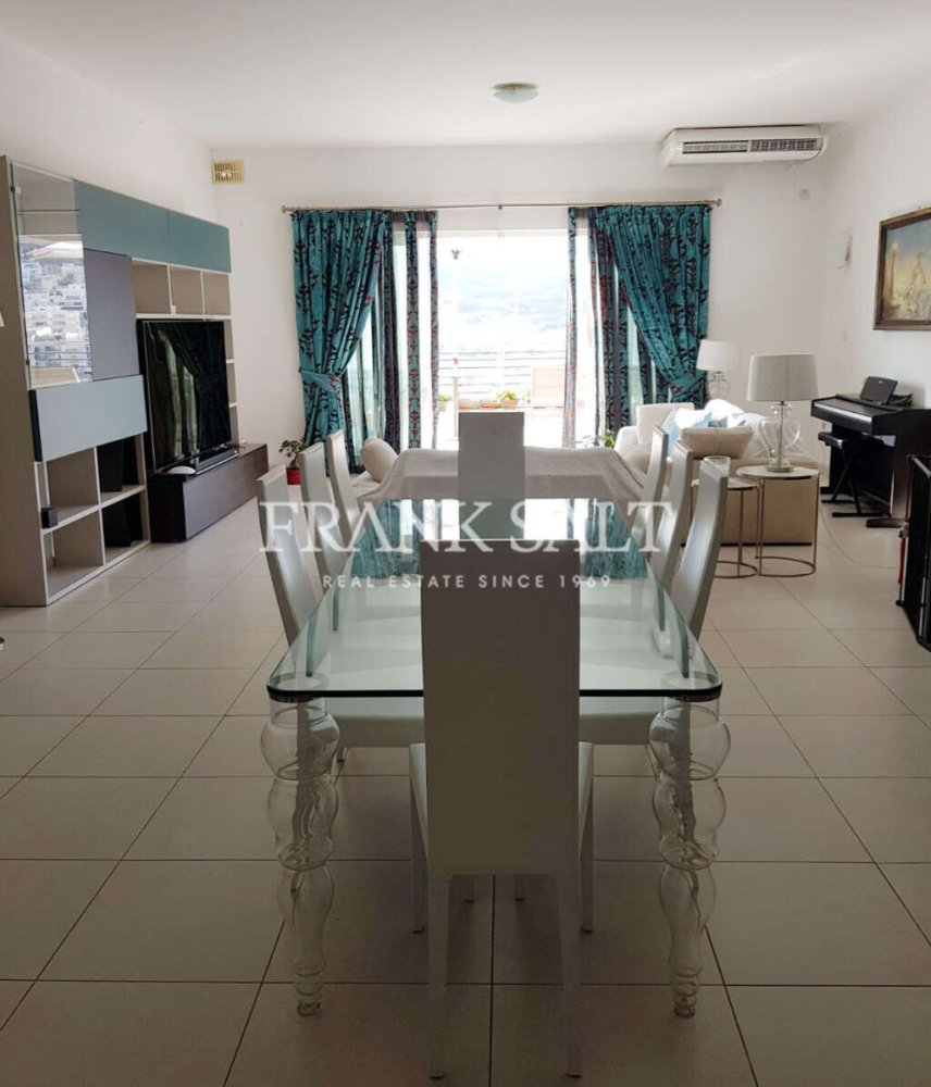 Apartamento de 3 dormitorios en Saint Paul's Bay, Malta No. 11296