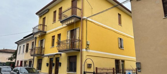 4 rooms Apartment in Verona, Italy No. 268225 26