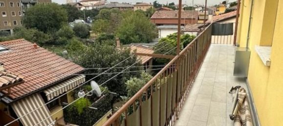 4 rooms Apartment in Verona, Italy No. 268225 25