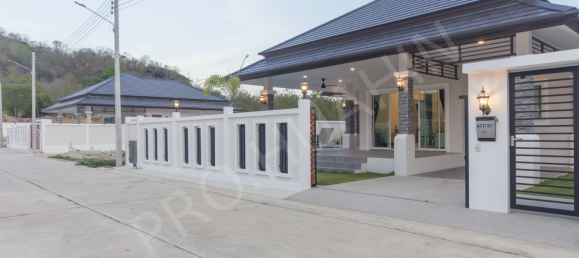 2 bedrooms Villa for sale in Hua Hin, Prachuap Khiri Khan, Western Thailand, Thailand № 165754 4