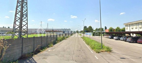 Almacén de 5 habitaciónes en Ostiglia, Italy No. 321505 25