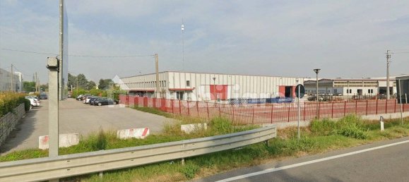 Almacén de 5 habitaciónes en Ostiglia, Italy No. 321505 13