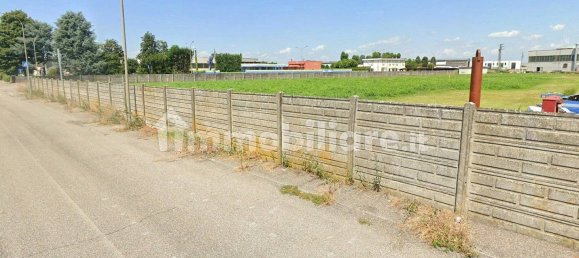 Almacén de 5 habitaciónes en Ostiglia, Italy No. 321505 23