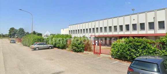 Almacén de 5 habitaciónes en Ostiglia, Italy No. 321505 17