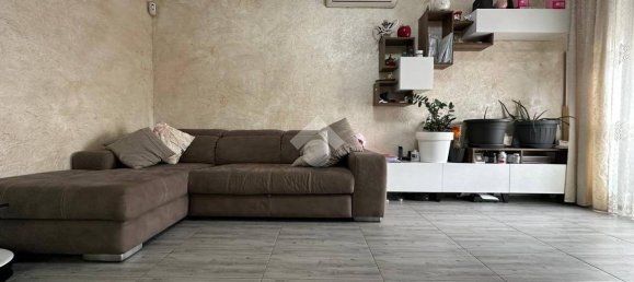 2 bedrooms Apartment in Bussero, Italy No. 61780 5