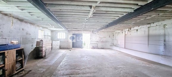 4 bedrooms House in Deuillet, France No. 156215 11