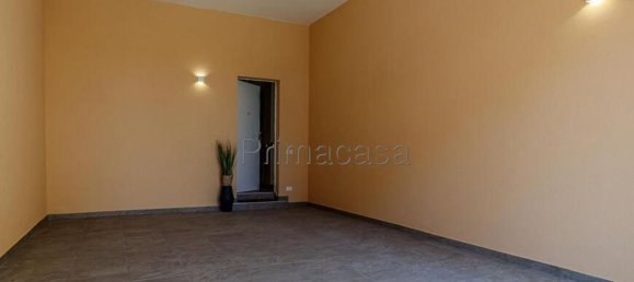 5 bedrooms Apartment in Vicenza, Italy No. 315474 22