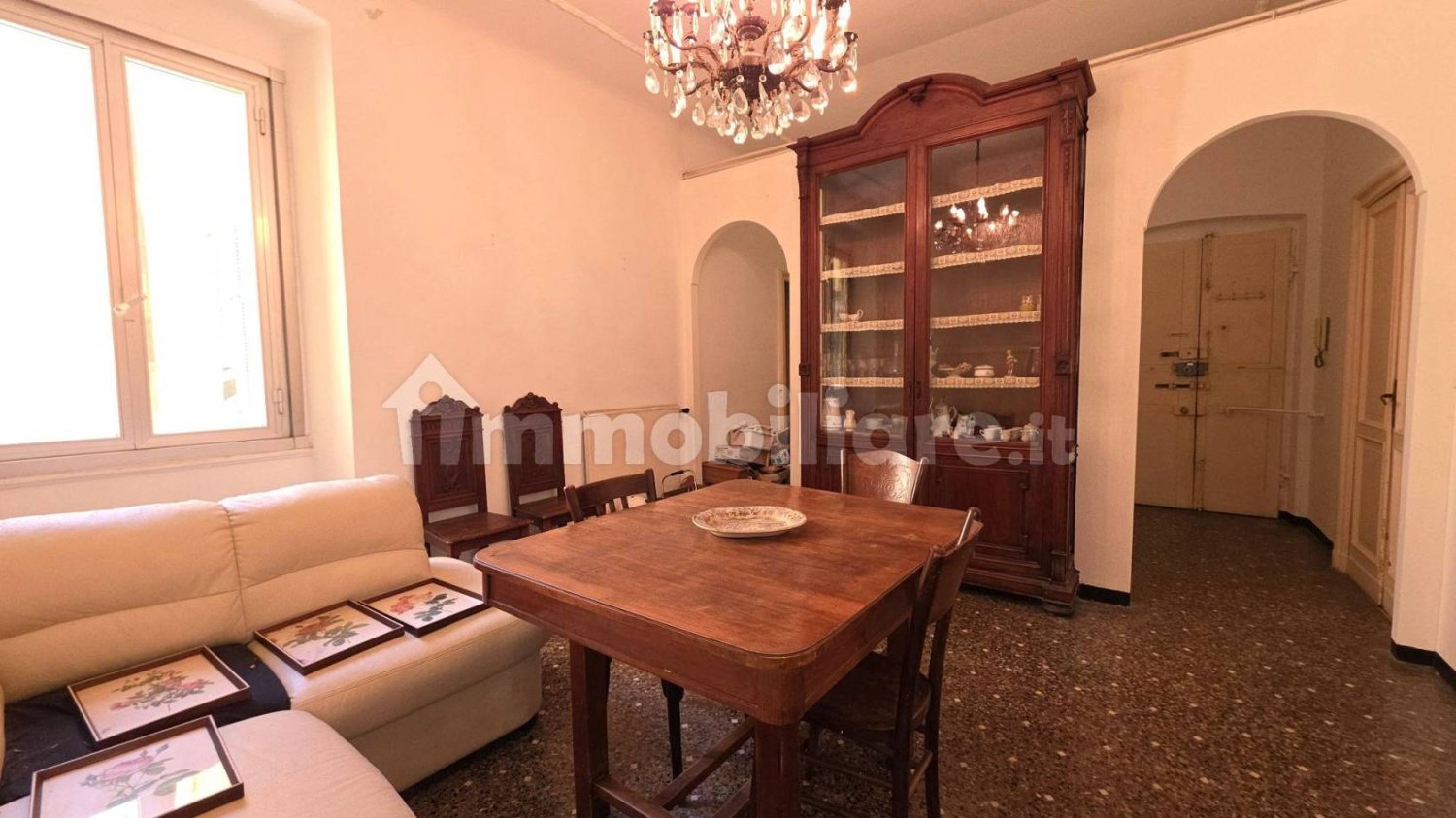 Apartamento T3 em Genoa, Italy N.º 189199