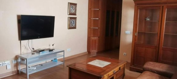 3 bedrooms Apartment in Horta-Guinardo, Spain No. 135960 3