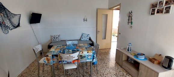 Дом с 6 комнатами в Мандурия, Италия № 19207 20