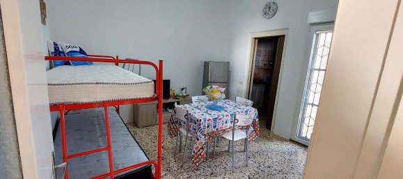 Дом с 6 комнатами в Мандурия, Италия № 19207 13