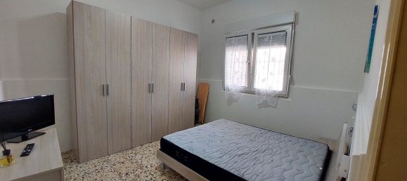 Дом с 6 комнатами в Мандурия, Италия № 19207 10