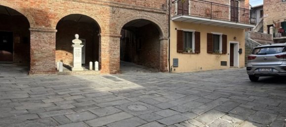 10 rooms House in Montepulciano, Italy No. 252082 3