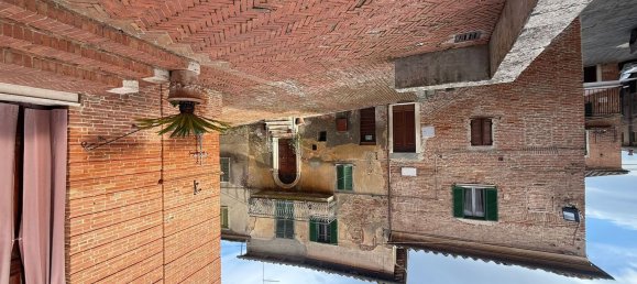 10 rooms House in Montepulciano, Italy No. 252082 2