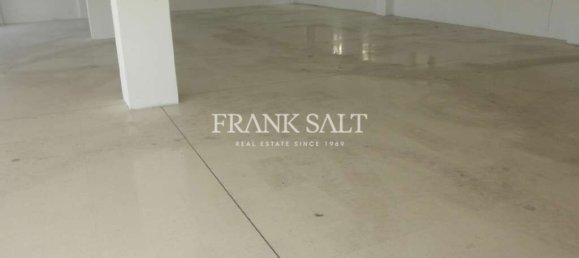 431m² Office in Balzan, Malta No. 6560 6