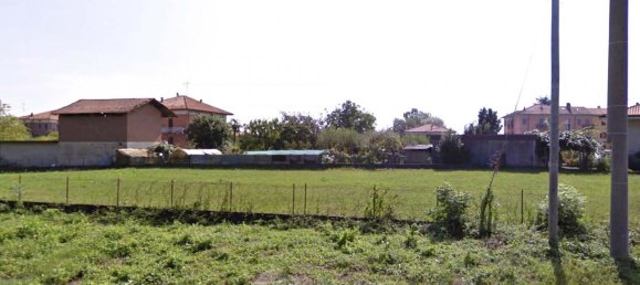 Terreno en Cavallirio, Italy 2147 m² No. 229423 2