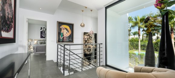 4 bedrooms Villa in Estepona, Spain No. 119697 27