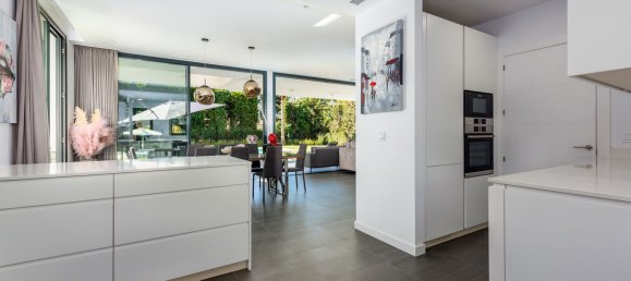 4 bedrooms Villa in Estepona, Spain No. 119697 53