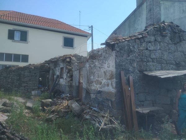 2 chambres Maison à Seixo de Ansiaes, Portugal No. 166062