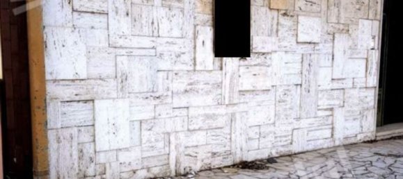 82m² Office in Porto Viro, Italy No. 381122 9