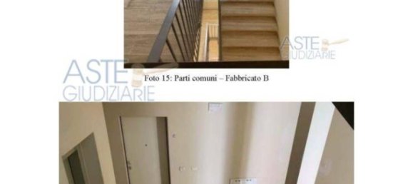 3-salle Appartement à Faenza, Italy No. 99284 11