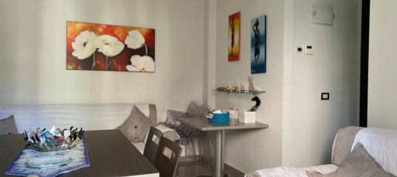 2-Zimmer Wohnung in Trani, Italy, Nr. 154132 4