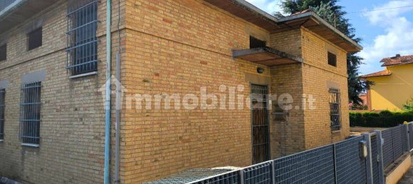 Вилла с 2 спальнями в Бастия Умбра, Италия № 280793 2