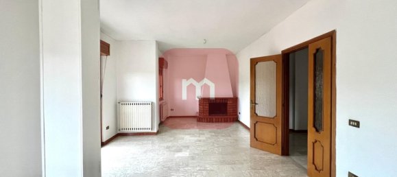 3 chambres Appartement à Frosinone, Italy No. 51605 2