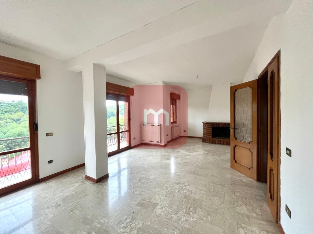 3 chambres Appartement à Frosinone, Italy No. 51605
