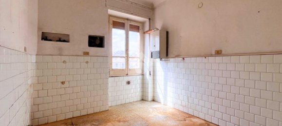 3 rooms Apartment in Lanciano, Italy No. 15517 6