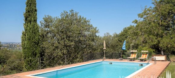 4 bedrooms House in Cortona, Italy No. 53533 10