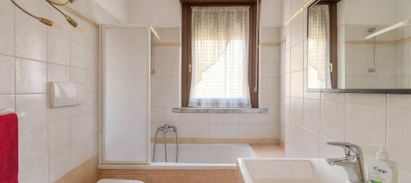 3 Schlafzimmer Wohnung in Boltiere, Italy, Nr. 380837 9