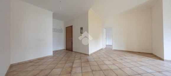 2 bedrooms Apartment in Rome, Italy No. 291376 2