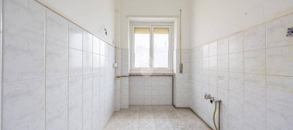 2 bedrooms Apartment in Rome, Italy No. 291376 11