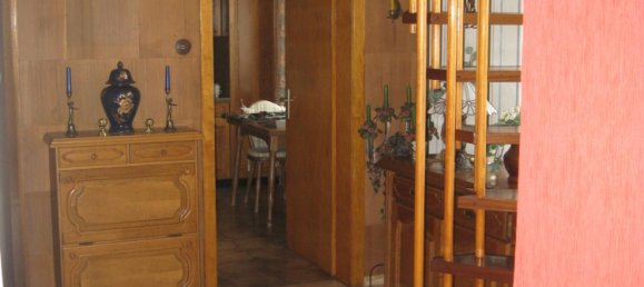 5 bedrooms House in Hoxter, Germany No. 172502 2