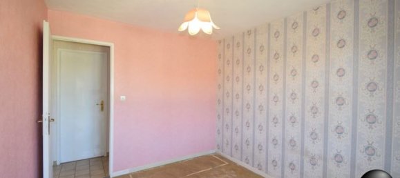 3 Schlafzimmer Haus in Saint-Germain-du-Plain, France, Nr. 315211 8