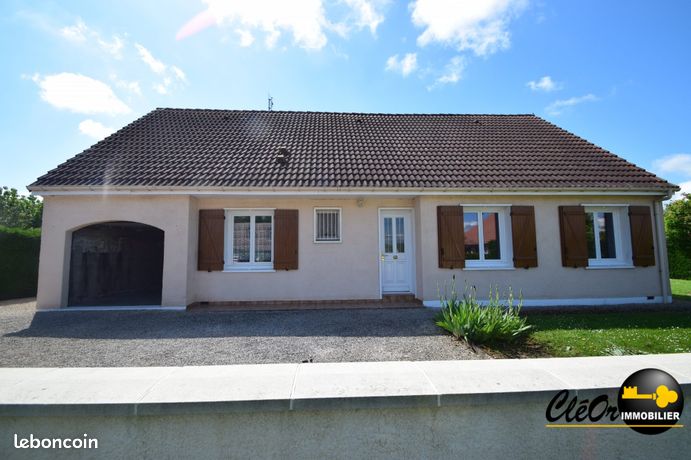 3 Schlafzimmer Haus in Saint-Germain-du-Plain, France, Nr. 315211