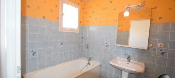 3 Schlafzimmer Haus in Saint-Germain-du-Plain, France, Nr. 315211 6