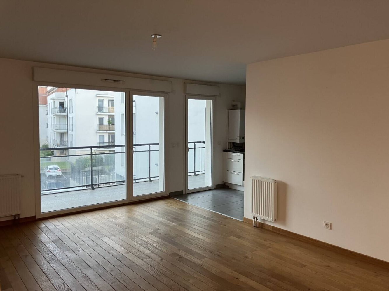 Apartamento de 2 dormitorios en Reims, France No. 227334