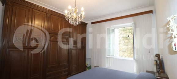 2 bedrooms Apartment in La Spezia, Italy No. 323041 2