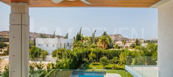 Villa T4 em Agios Tychonas, Cyprus N.º 26564 2