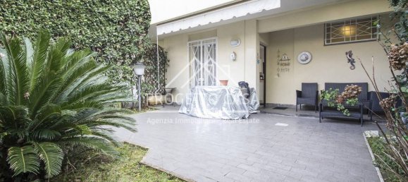 2 غرف نوم شقة في Viareggio, Italy رقم 42899 30