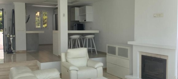 Villa de 5 dormitorios en Marbella, Spain No. 83237 3