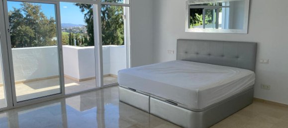 Villa de 5 dormitorios en Marbella, Spain No. 83237 5