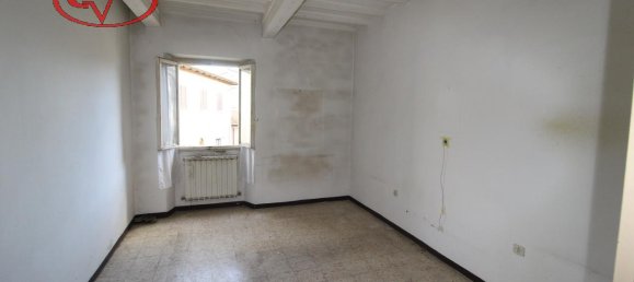 5 rooms Apartment in Terranuova Bracciolini, Italy No. 237346 3
