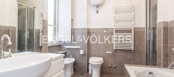 5 rooms Office in Rome, Italy No. 366061 11