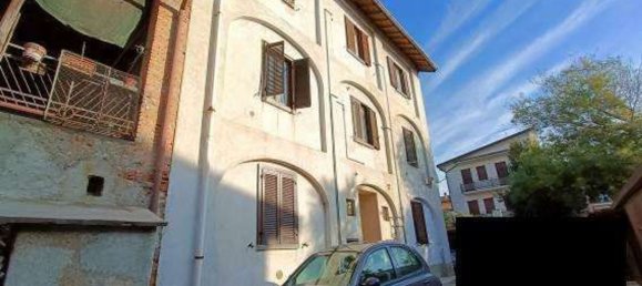5 bedrooms Apartment in Cermenate, Italy No. 373749 3